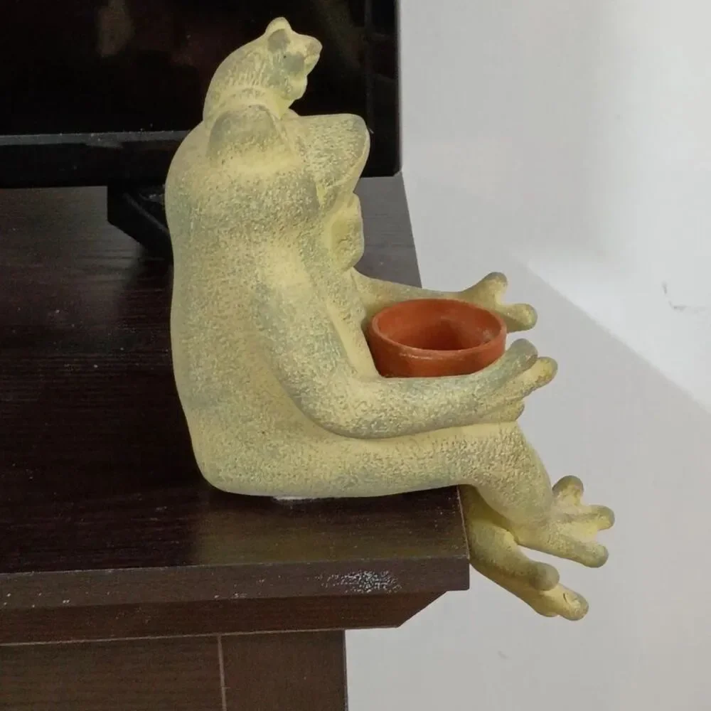 N/A vintage ceramic
